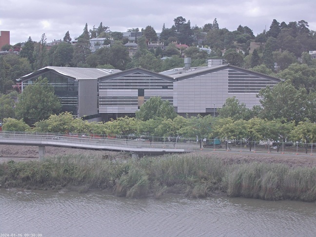 live image of construction progress in carpark, refreshes every 15 seconds